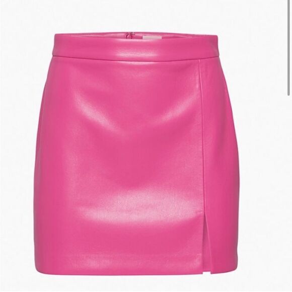 NWT Aritzia Wilfred Tempest / Patio Vegan Leather Mini Skirt in Vital Pink - Picture 2 of 6
